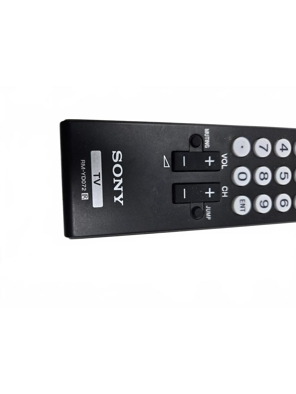 Sony TV remote RM-YD023 - Picture 2 of 3